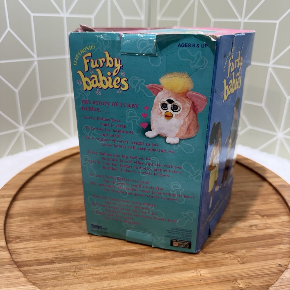1999 Furby Babies Pink 70-940 Tiger Electronics in Box - Picture 3 of 8